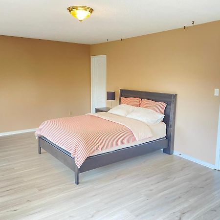 41 Huntsmill Blvd Apartment Toronto Ngoại thất bức ảnh