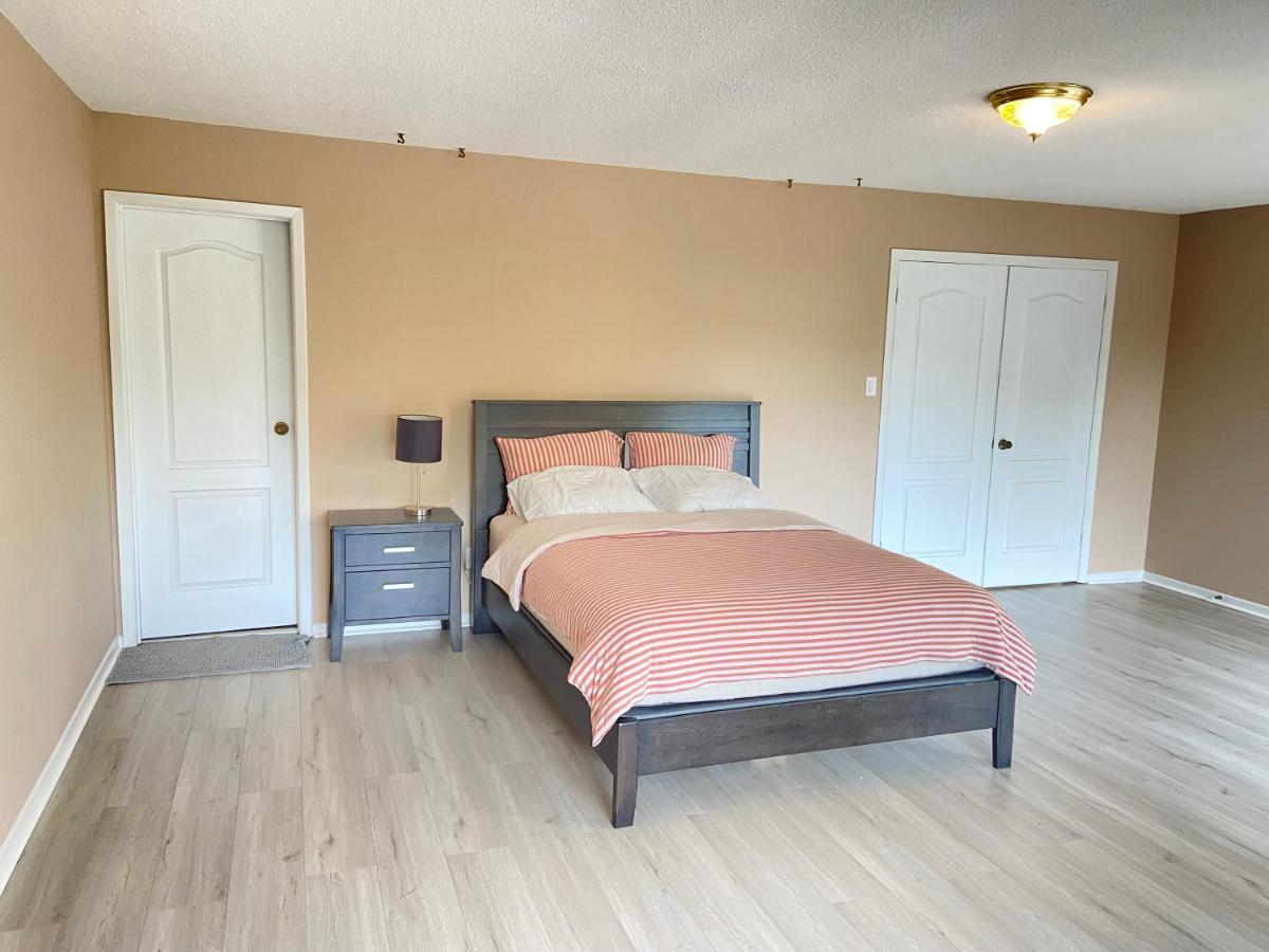 41 Huntsmill Blvd Apartment Toronto Ngoại thất bức ảnh